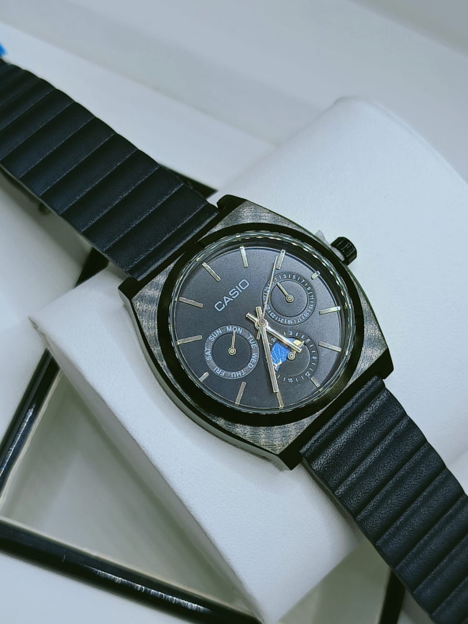 Men's Creative Packed Gift Box Watches Set Quartz Wrist Watch Belt Wallet Cufflinks Pen Suit Mens Christmas Valentine's Gifts